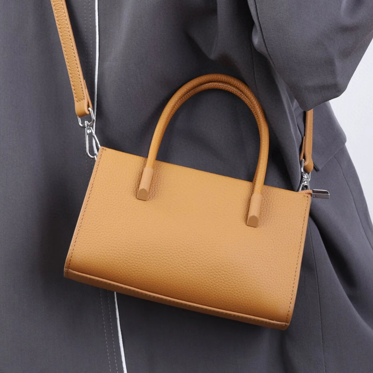 Minimal Structured Tote