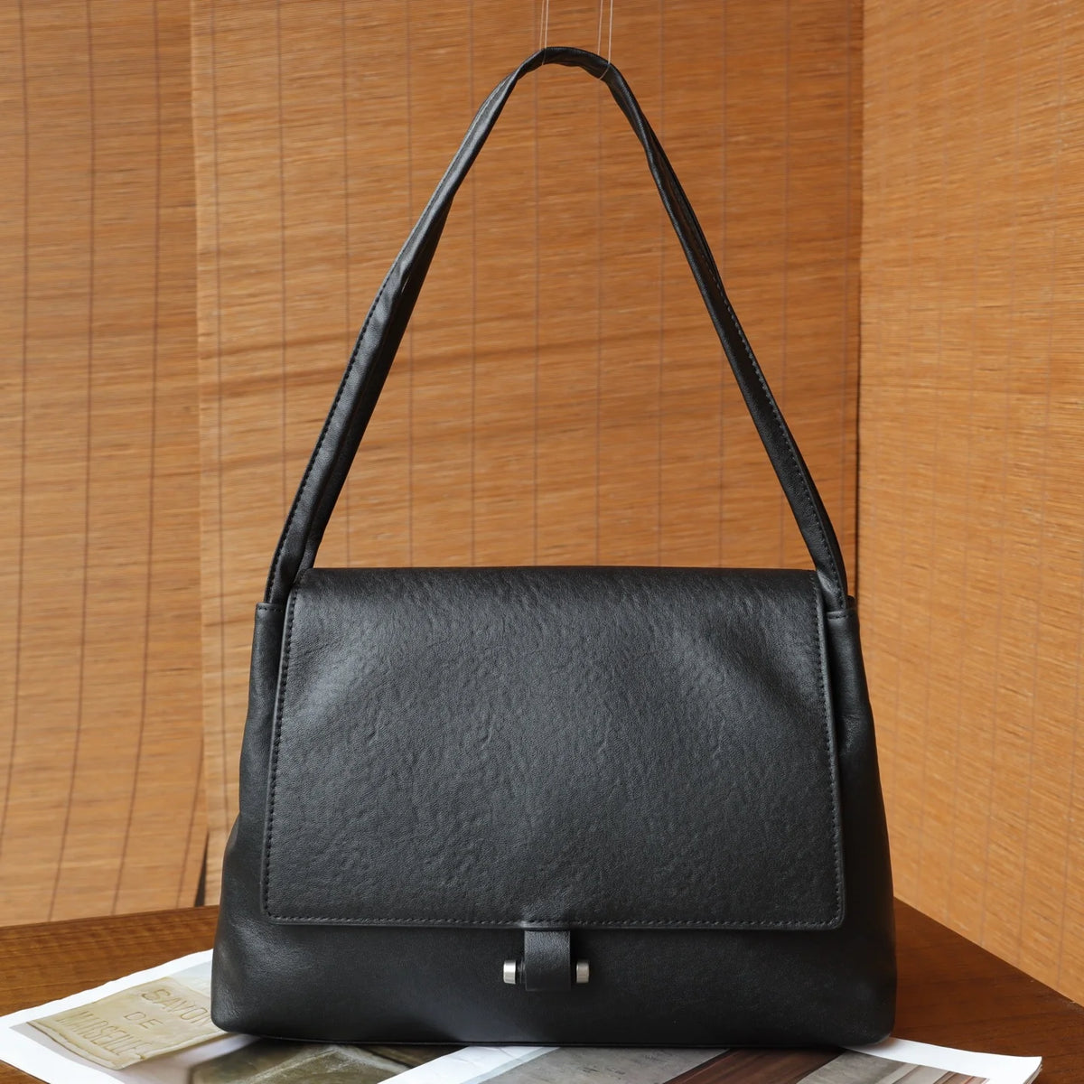 Minimal Flap Underarm Bag