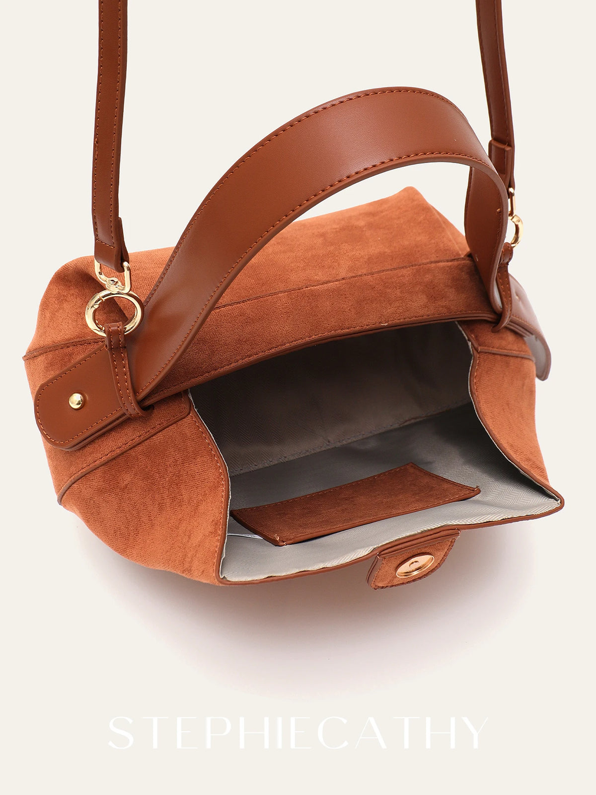 Sculpted Oval Shoulder Bag